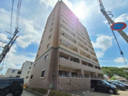 福岡県福岡市博多区山王１丁目 11階建