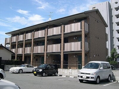 熊本県熊本市中央区本荘５丁目 3階建 築17年9ヶ月