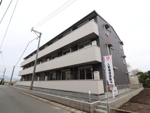 熊本県熊本市南区御幸西４丁目 3階建 築4年4ヶ月