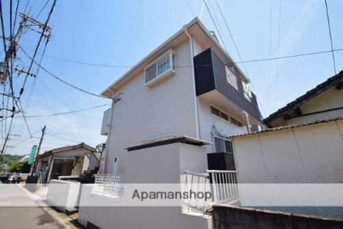 鹿児島県鹿児島市伊敷５丁目 築32年10ヶ月 2階建