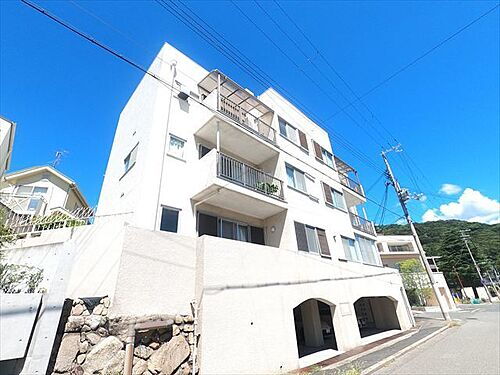 岡本野寄ハイツ 外観