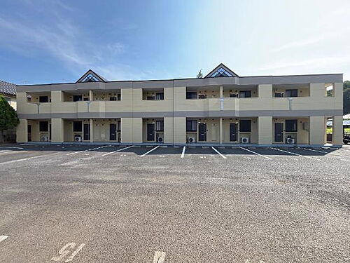 ラ　メゾン　デ　ショコラ 外観写真（昼）