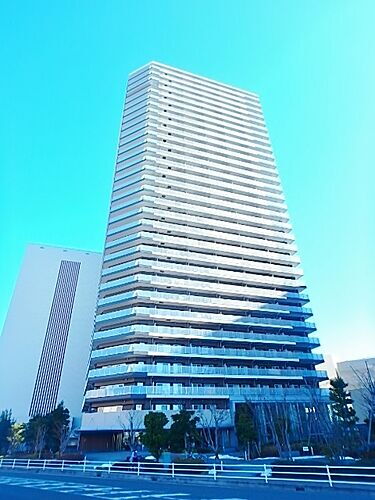 ミッドオアシスタワーズ　タワー棟 32階建