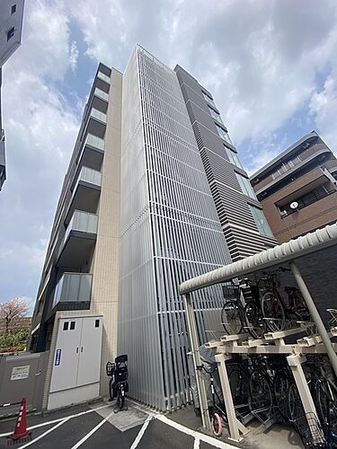 千葉県船橋市本郷町 9階建