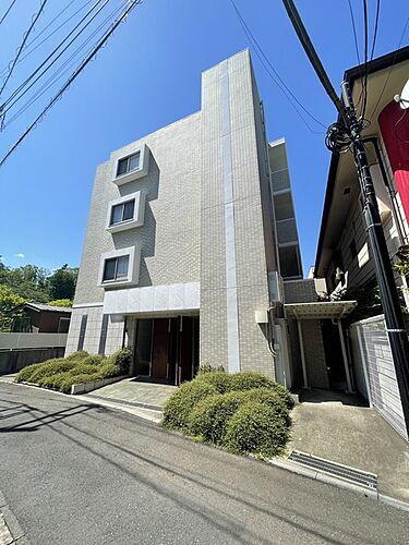 神奈川県川崎市高津区溝口２丁目 4階建 築19年