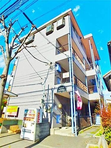 東京都八王子市越野 4階建