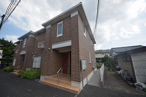 東京都多摩市和田 2階建