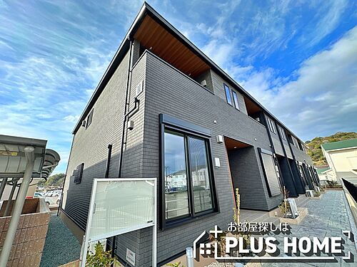 和歌山県和歌山市楠見中  2階建