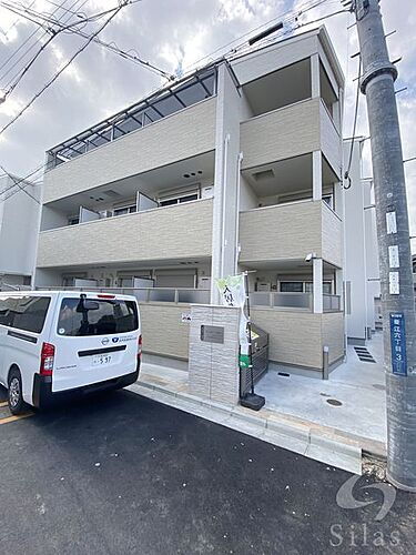 大阪府東大阪市菱江６丁目 3階建