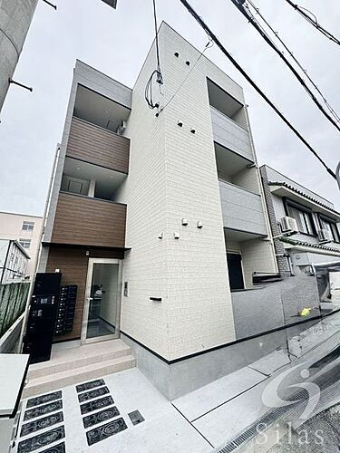 大阪府大阪市生野区生野西３丁目 3階建