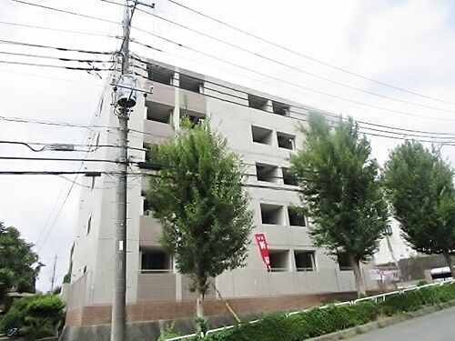 東京都八王子市越野 5階建