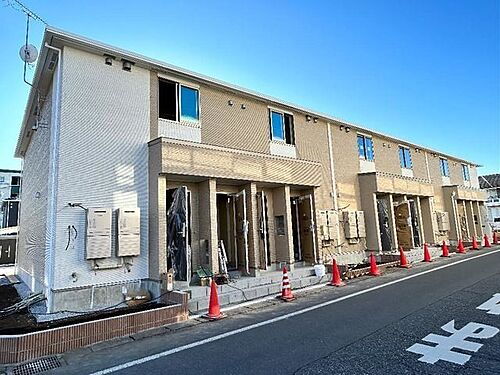 東京都青梅市河辺町６丁目 2階建 