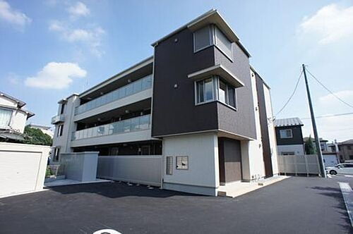 リアンジュ戸祭元町 3階建