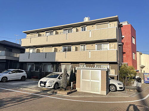 大阪府門真市中町 築11年1ヶ月 3階建