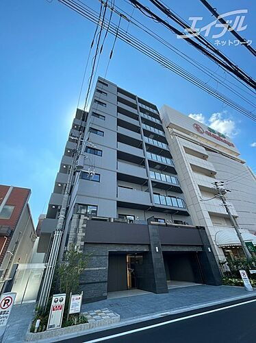 大阪府吹田市豊津町 9階建