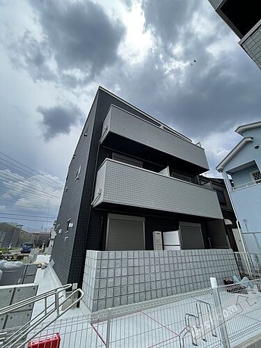 大阪府松原市高見の里２丁目 3階建 築4年6ヶ月