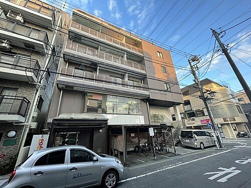 神奈川県伊勢原市桜台１丁目 7階建 築29年6ヶ月