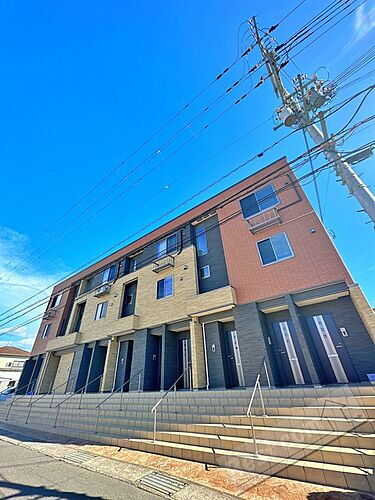 和歌山県和歌山市有本 3階建
