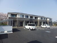 東京都八王子市下恩方町 2階建 築7年5ヶ月