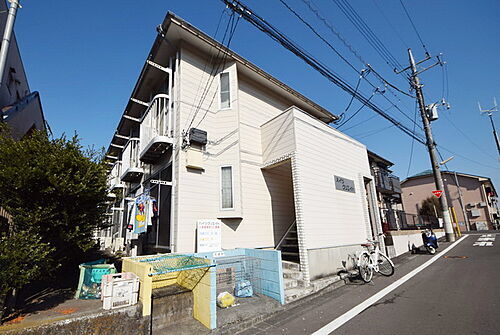 東京都八王子市堀之内２丁目 2階建
