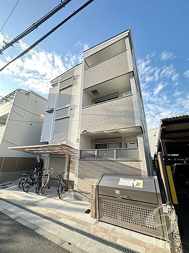 大阪府大阪市西成区玉出東１丁目 3階建 築3年7ヶ月