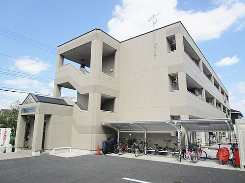 神奈川県厚木市下依知２丁目 3階建 築13年11ヶ月