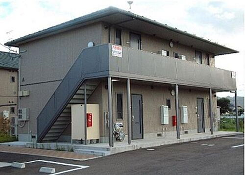 コーラルタウンＡ 2階建