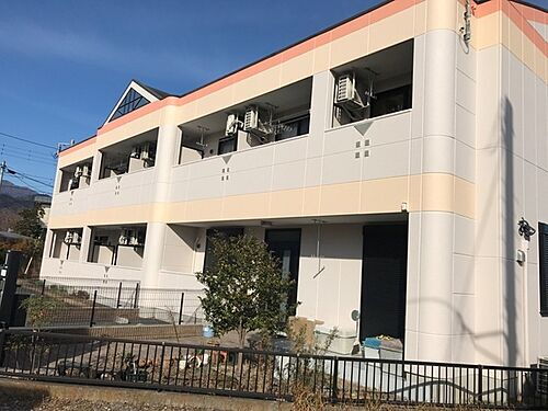 神奈川県秦野市南矢名 2階建 築19年7ヶ月