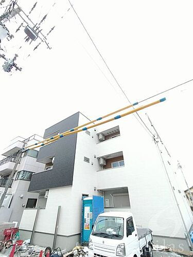 兵庫県尼崎市常光寺１丁目 築1年7ヶ月 3階建