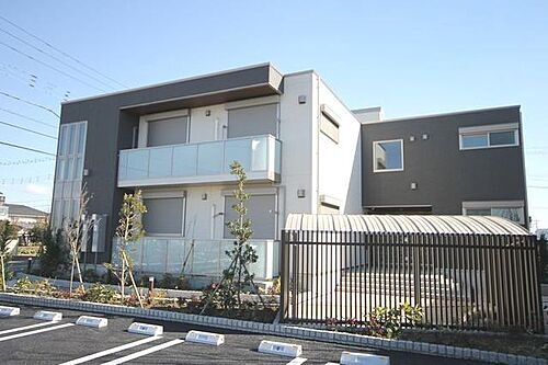 ブライトン　トロワ 2階建