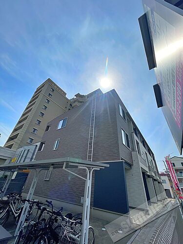 和歌山県和歌山市黒田 3階建 築10年11ヶ月