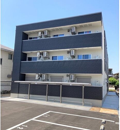 大阪府八尾市東弓削１丁目 3階建 築2年2ヶ月