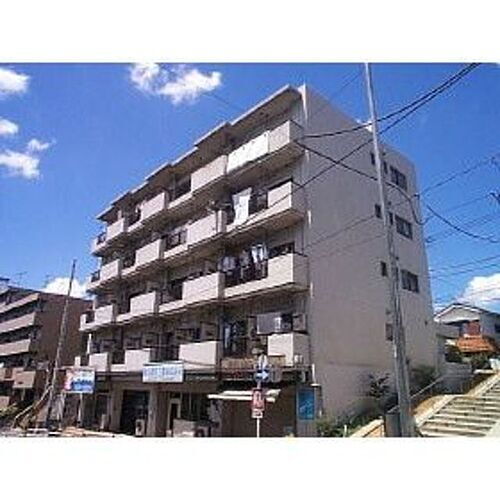 神奈川県横浜市青葉区市ケ尾町 5階建