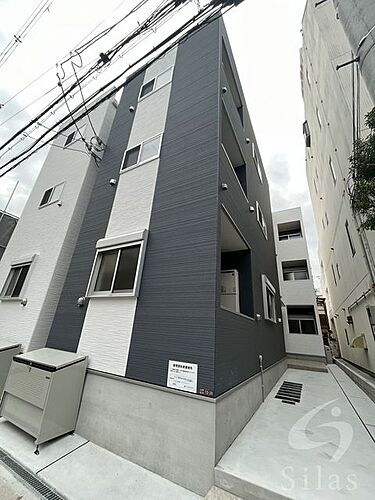 大阪府大阪市住吉区山之内４丁目 3階建 築3年7ヶ月