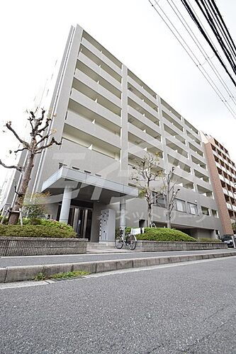 大阪府吹田市江坂町１丁目 8階建
