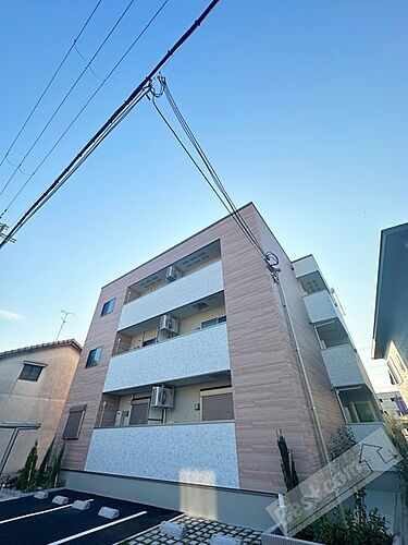 大阪府堺市堺区錦綾町２丁 3階建
