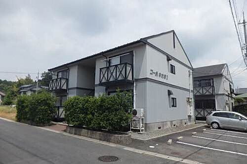 コーポ中的場　ＩＩ棟 2階建