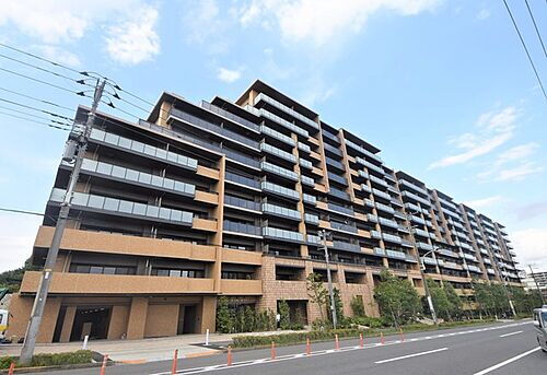 東京都町田市小山ヶ丘６丁目 12階建 築4年1ヶ月