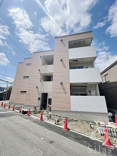 大阪府大阪市淀川区三津屋中１丁目 3階建 築1年