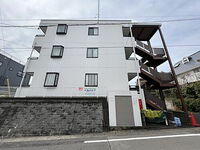 神奈川県伊勢原市東大竹1丁目 3階建 築28年3ヶ月