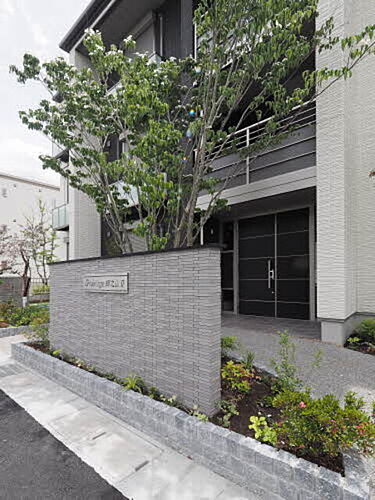 グリナージュ郷之山ＩＩ 3階建