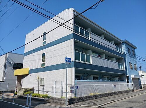 兵庫県西宮市越水町 築13年9ヶ月 3階建