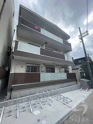 大阪府東大阪市瓢箪山町 3階建