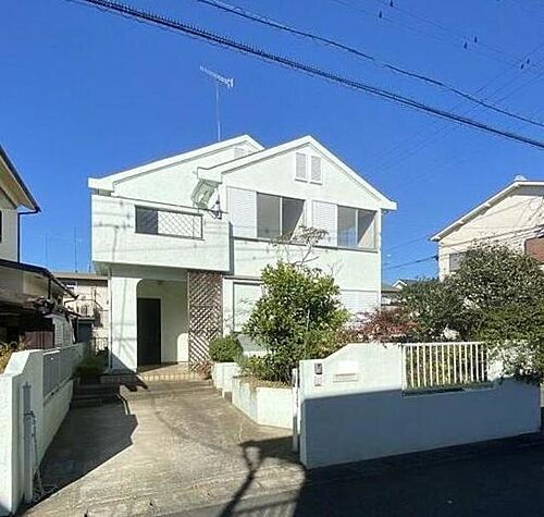 神奈川県伊勢原市桜台５丁目 2階建