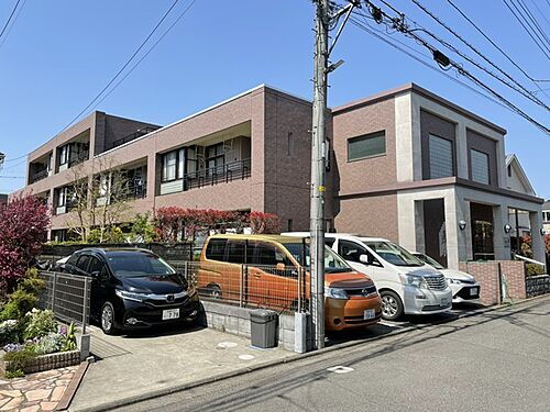 東京都町田市木曽西３丁目 3階建 築25年3ヶ月