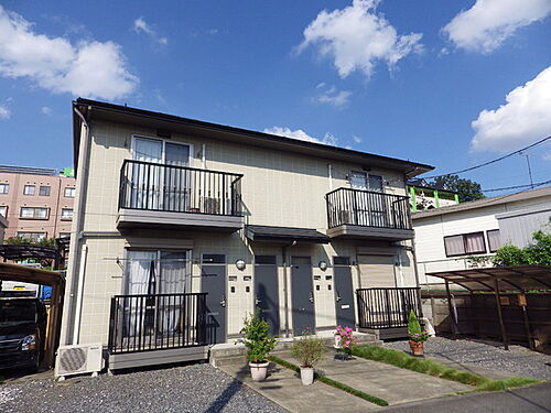 東京都八王子市中野町 2階建