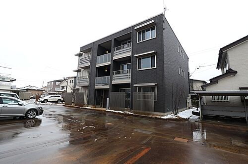 パン　ボーテ 3階建
