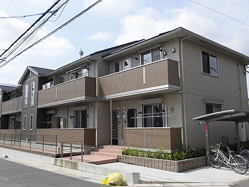 兵庫県宝塚市鹿塩１丁目 2階建