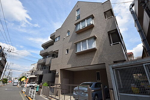 東京都八王子市堀之内３丁目 4階建