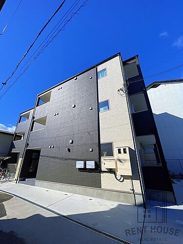 大阪府泉大津市東港町 3階建 築2年4ヶ月